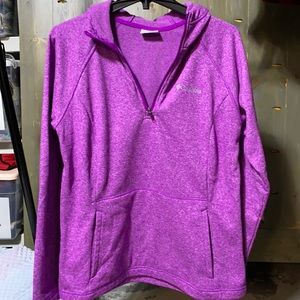 Columbia Women’s 1/4 zip with hood